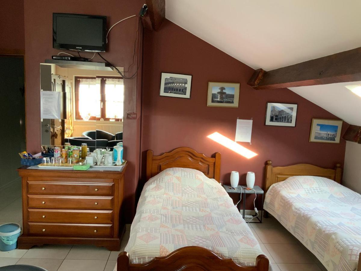 Bed and Breakfast Le Castillon Trivieres Экстерьер фото